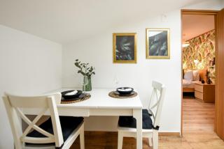 Timeless Elegance Meets Modern Comfort - Stay in the Heart of the Old Town - Bucharest - 3