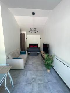 Maison avec grand espace en hauteur - 2