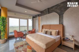 StayVista at The Himalayan Echo with Lawn, Bonfire - Nainital - 6