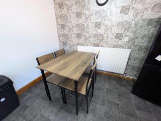 Modern city house, Belfast - Belfast - 4