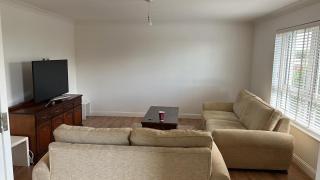 2 Bed 2 Bath Flat 27Atholway - Uphall - 0