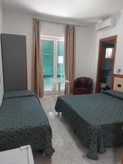 Hotel Klein Wien - 1