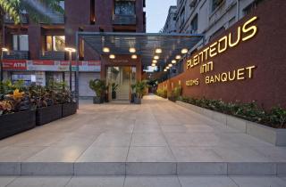 Plenteous Inn - Ahmedabad - 9