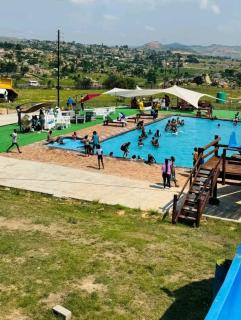 The Essence Resort - 7