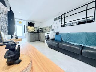 1753-3 L'atelier secret - 0