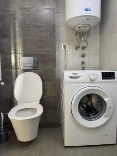 Bus Station Apartment - 6