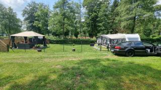 Klimatisierter Caravan Mit Umzäuntem Stellplatz - Untergriesbach - 2
