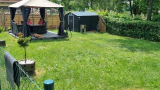 Klimatisierter Caravan Mit Umzäuntem Stellplatz - Untergriesbach - 1