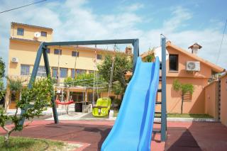 Extra komfortables Ferienhaus mit großem Pool - Mutvoran - 7