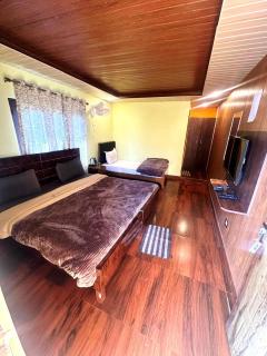 DRONA HILLS RESORTS - Kanatal - 4