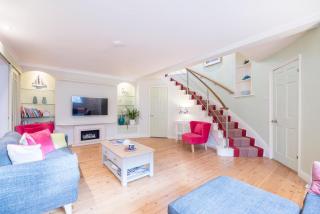 9 Spinners Lane, Southwold - 0