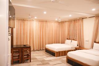 Kalanad Residency And Convention Centre - 3
