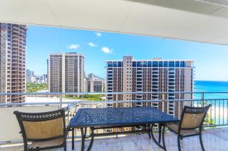Ilikai Tower 1934 Condo with Fully Equipped Kitchen - Great for longer stays! - Honolulu - 1