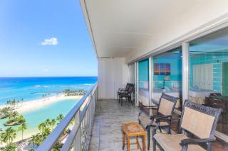 Ilikai Tower 1934 Condo with Fully Equipped Kitchen - Great for longer stays! - Honolulu - 2