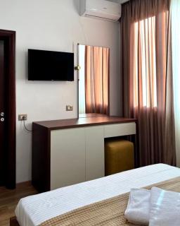Triena Rooms - Fier - 7