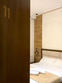 Triena Rooms - Fier - 3