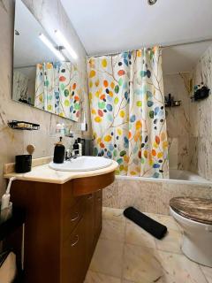 Relax with Ocean Views, Pool, and Garage - Malaga - 4