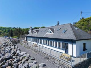 Waterfront 1 - 1 Bedroom Apartment - Wisemans Bridge - 6