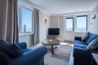 Waterfront 2 - 2 Bedroom Apartment - Wisemans Bridge - 3