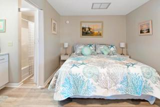 Driftwood Landing 15 - Naples - 2