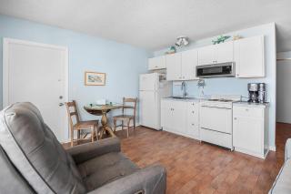 Driftwood Landing 5 - Naples - 6