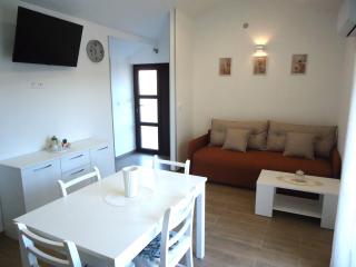 Apartments Zlata - Stari Grad - 8