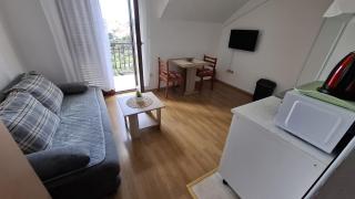 Apartments Mato with balconies, garden & the sea view - Seget Vranjica - 1