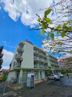 Family Hotel Romantik - Sunny Beach - 8
