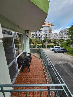 Family Hotel Romantik - Sunny Beach - 4