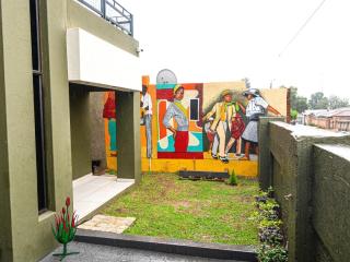 Soweto Boutique Hotel - Dube - 6