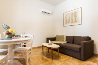 Restored Historic APT in Plaka,Under the Acropolis - Athen - 6