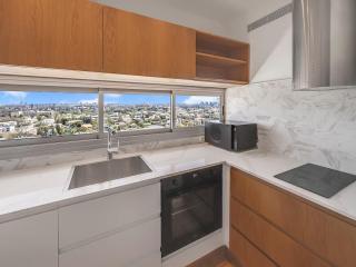 The Sharon Crown Suite - Herzliya Pituah - 4