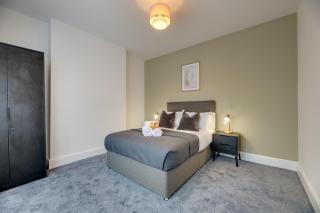 Mauve Modern 3-Bedroom Home in Newcastle - Newcastle upon Tyne - 6