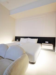 Near Legoland Chanell Premium Kingbed - 5