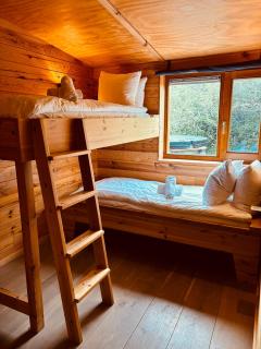 Basecamp Tiny House Village Amsterdam - Amesterdão - 5