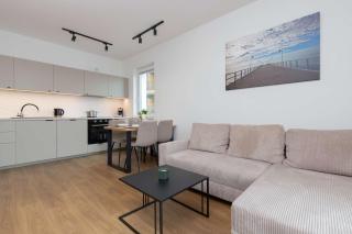 Family Apartment in Gdynia with Parking and Playground by Noclegi Renters - Gdynia - 1