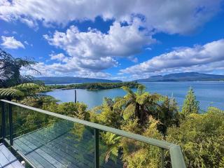 Lake Edge Retreat, Tarawera - Rotorua - 2