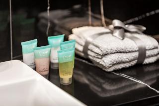 Stylish 1BR Apartment in Binghatti Onyx JVC - 2