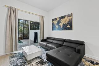 New to Market 5 Bed Modern Family Masterpiece - 9