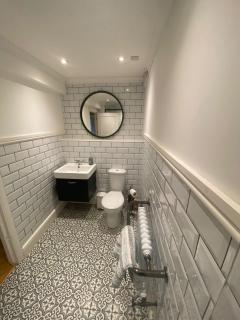 Mumbles Seaside Apartment - The Mumbles - 6