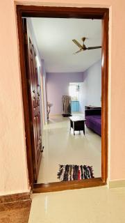 Sri HOME STAY -FULLY FURNISHED LUXURY 2 BEDROOM SERVICED APPARTMENT - Bangalore - 6