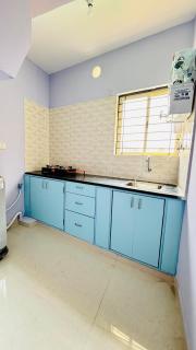 Sri HOME STAY -FULLY FURNISHED LUXURY 2 BEDROOM SERVICED APPARTMENT - Bangalore - 4