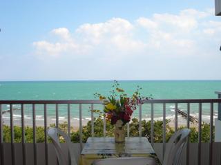 Seaview flat just 70mt from the sea - 0