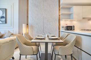 STAY BY LATINEM Luxury 1BR Holiday Home CVG 3204 Near Burj Khalifa - 9