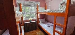 Cafe and Stay Hostel - Darjeeling - 4