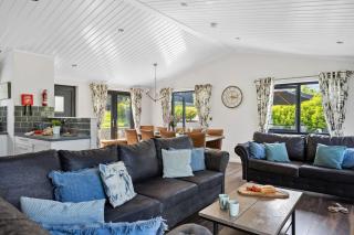 Lilac Lodge, 22 Roadford Lake Lodges - 1
