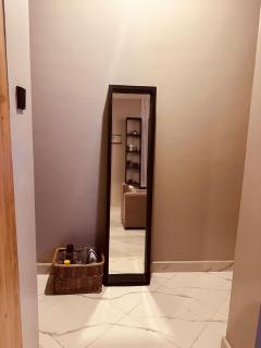 Private Room En-suite with Pool Access - Shared Apartment with One Housemate - Dar es Salaam - 3
