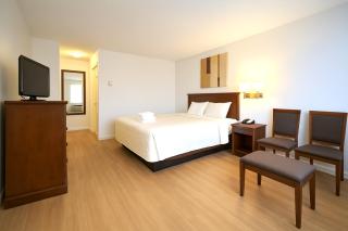Premium Rooms - Saskatoon - 3