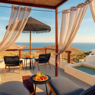 Santorini Rooftop Hot Tub Suite with Panoramic Views - Akrotiri - 9