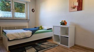 Apartment Ferienwohnung Mali Duisburg Süd voll möbliert Urig near Autobahn Ubahn - Duisburg - 8